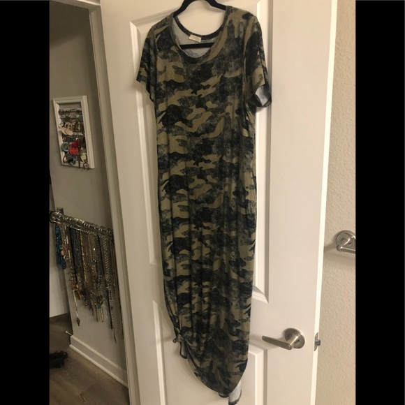 Maxi dress - Picture 2 of 5